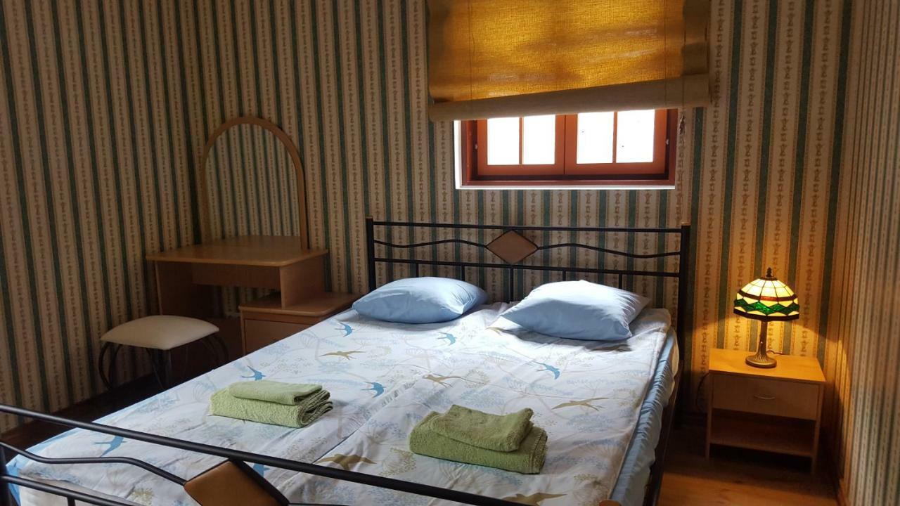 Deluxe Apartments In The City Center With Balcony Pärnu Esterno foto